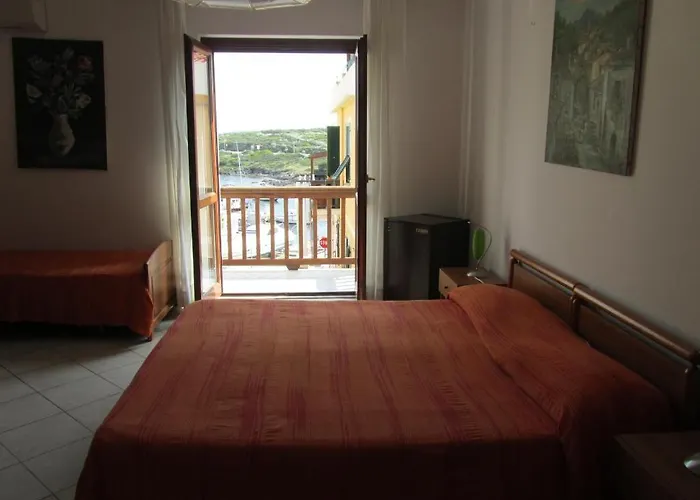 Al Martin Pescatore 3* 스틴티노